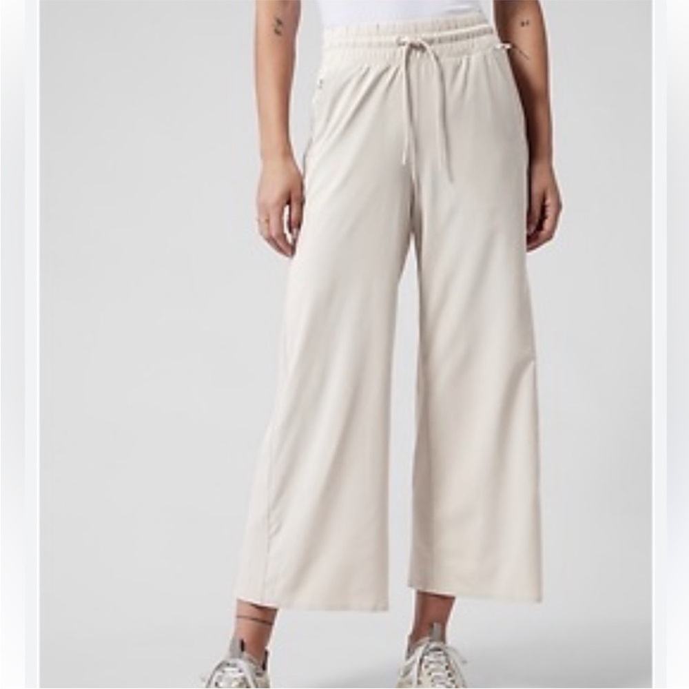 Athleta Women's Beige Wide-Leg Pants